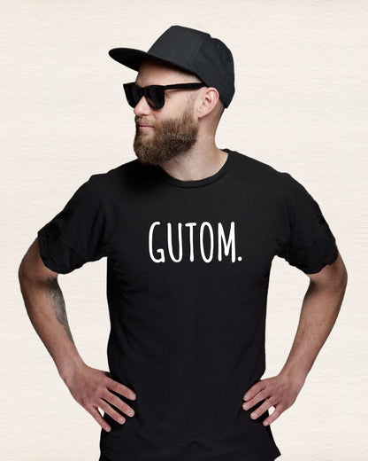 GUTOM. Tee 🍽️ – Unisex (Softstyle)